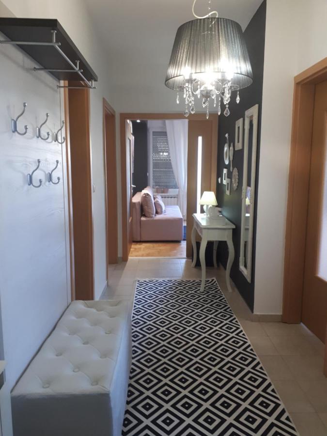 Apartman Diva Тузла Екстер'єр фото