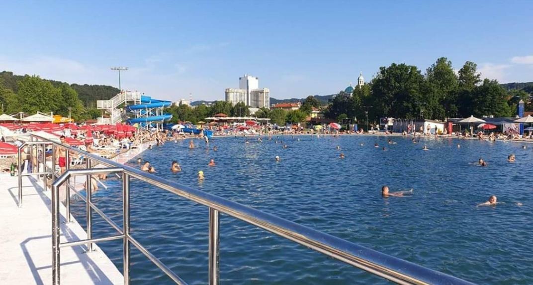 Apartman Diva Тузла Екстер'єр фото